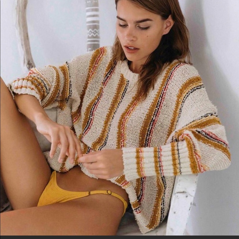 Super comfy Billabong Sweater